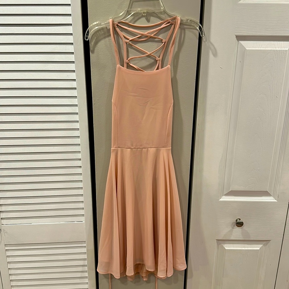 Lulus light pink dress